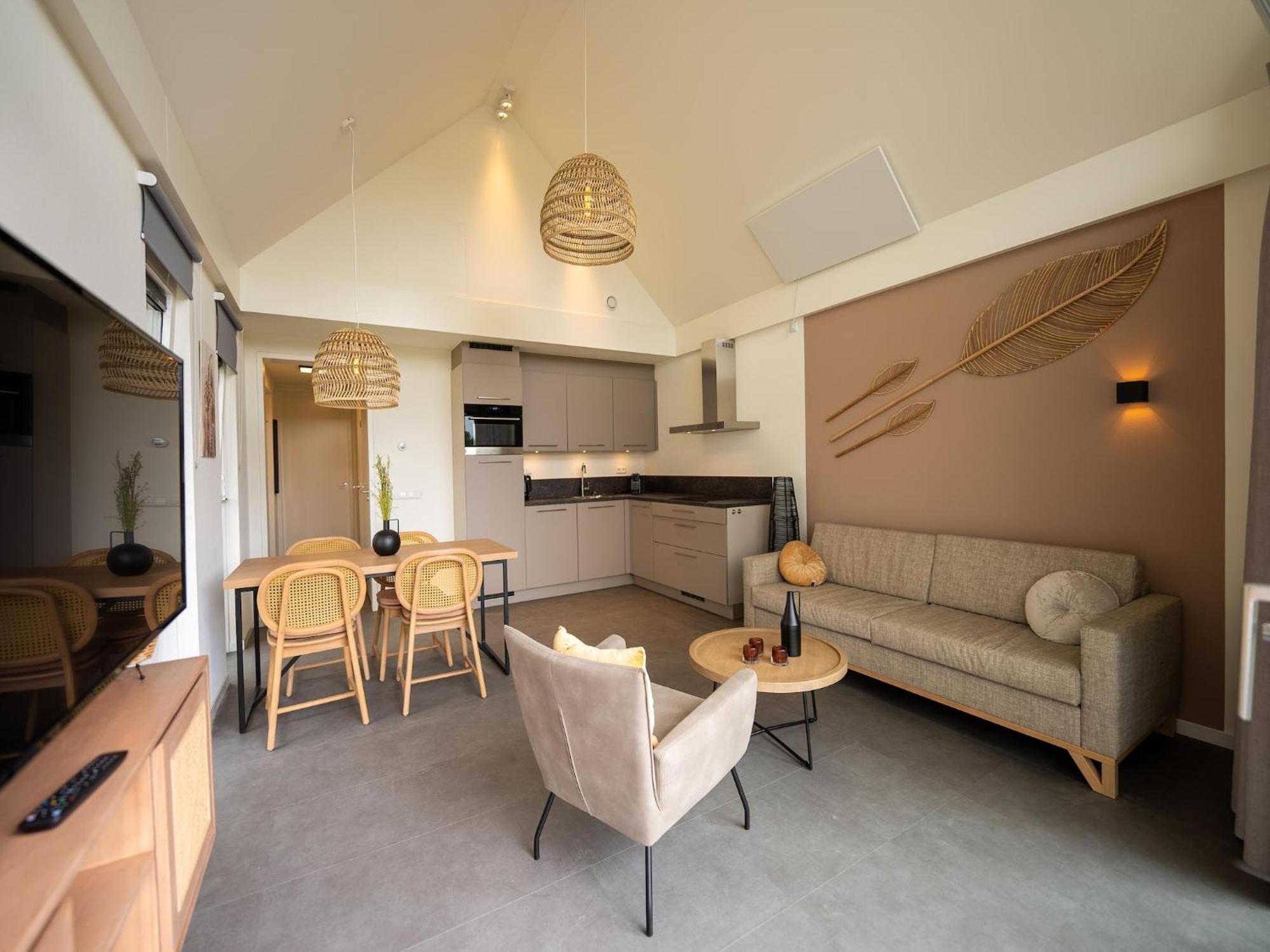 With A Dishwasher, In A Park, 900 M From The Vakantiehuis